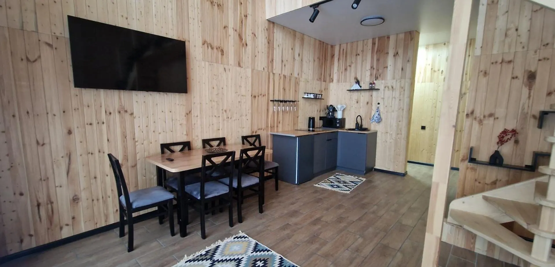Domek alpejski Willa Dream House Ałma Ata Kazachstan